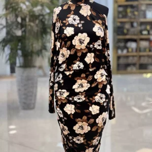 پیراهن نخی تریکو زنانه با طراحی یقه سه سانتی و سرشانه باز، مناسب فصل تابستان